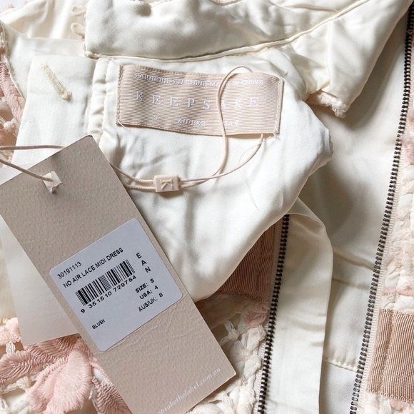 Keepsake the Label Lace Midi Dress Mermaidcore Crochet Handkerchief Hem Size 4 - Picture 7 of 16